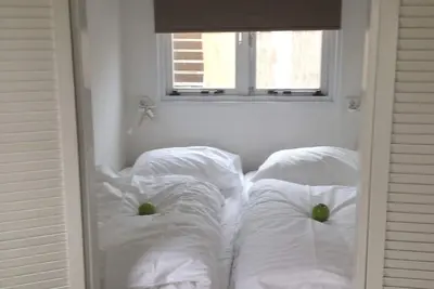 Image de Luxury BeachLodge for 2 to 4 people on the beach of Wijk aan Zee