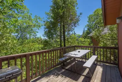 Image de 1 Bedroom Cabin at Bass Lake near Yosemite