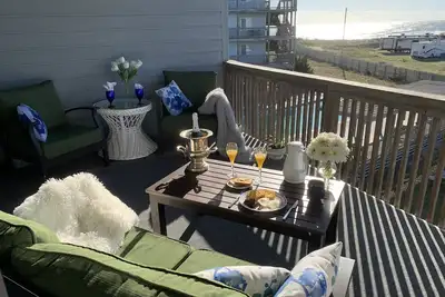 Image de Expansive Ocean View: Luxury, Comfort, at the Beach, Family & Budget Friendly!