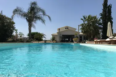 Image de Pool villa for 4-8 people in Greek country side (40 minutes from Athens! )