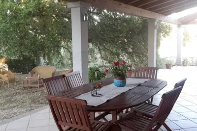 Image de Lovely Cottage With Veranda Near The Sea