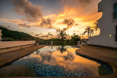 Image de Kata Ocean View Condo- mountain view apartment