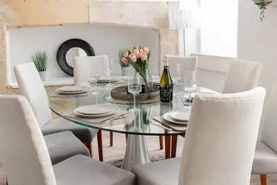 Image de Prestige-Appartement-Salle de bain privée séparée