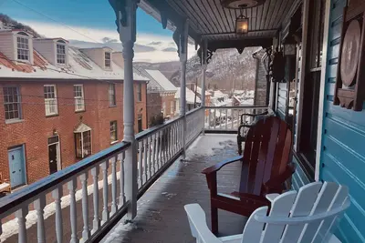 Image de Downtown Harpers Ferry! Charming Historic House in Harpers Ferry National Park!