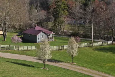 Image de The Grey Cabin at Highland Hideaways