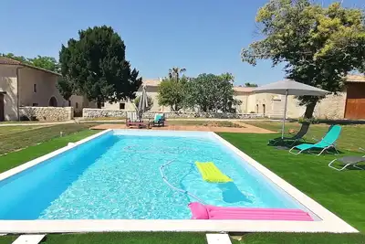Image de Domaine de Gaïa, Chambre Aphrodite, Piscine, Parc d'1. 5 ha, Prox Saint-Emilion.