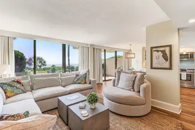 Image de Renovated Oceanfront Condo with Ground-Level Patio on Amelia Island