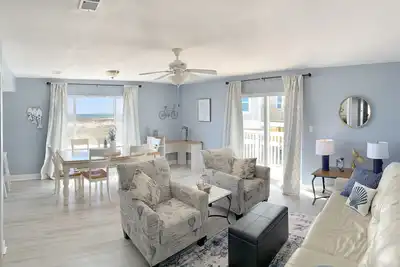 Image de Private Beach Ocean front condo on the Island
