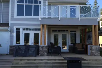 Image de Beautiful full condo in Bayside, Scotch Creek, Shuswap Lake