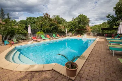 Image de Gîte 2/4 personnes au sein du Domaine des Garidels