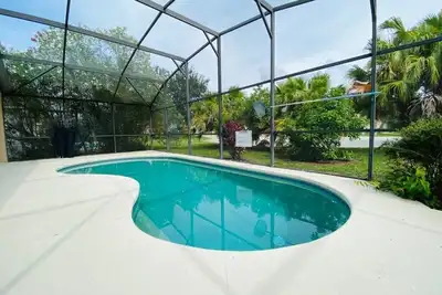 Image de Gated Community - Southern Dunes Golf & Country Club - Private Pool
