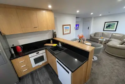 Image de Plymouth Central City 2 Bedroom Apartments