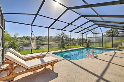 Image de Bright & Sunny Riverview Oasis w\/ Pool & Pond