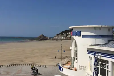 Image de Charmant T3 à deux pas de la plage du Val André.