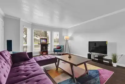 Image de Cozy Medical Center Luxury Vegas Styled Home Nrg