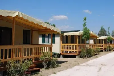 Image de Appartement de vacances Viareggio pour 1 - 5 personnes avec 2 chambres à coucher - Appartement de va