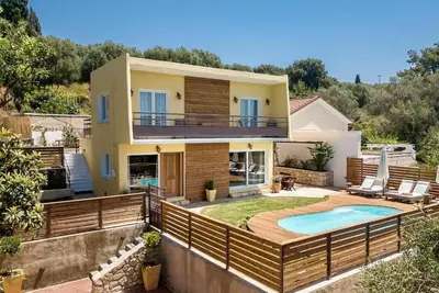Image de Diogenis Villa