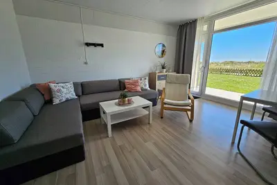 Image de Fantastic location in 1st row to the sea