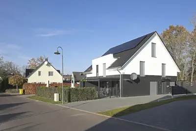 Image de House Comfort, with outdoor whirlpool and sauna for exclusive use, 300m to the lake