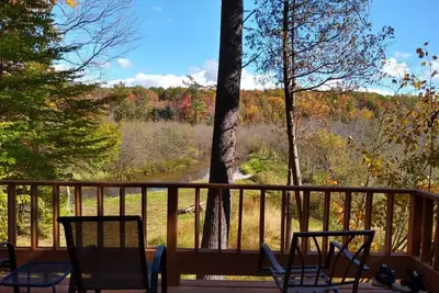 Image de Pentwater River Frontage Overlooking 100s of Wooded Acres