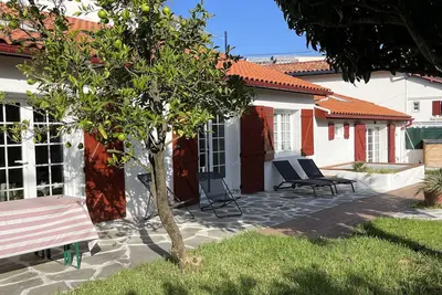 Image de Maison avec piscine à Saint Jean de Luz, plage d'Erromardie