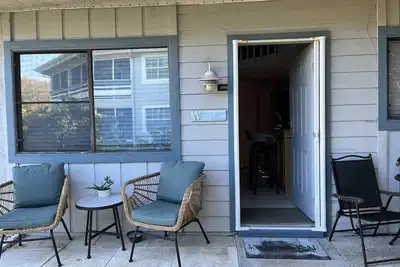 Image de Happy Hours Ii Retreat 2bd/2ba updated beachside townhome w/loft