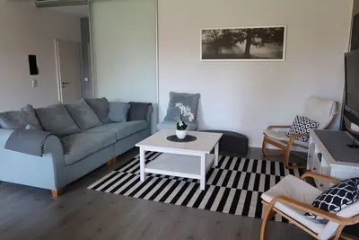 Image de Belle maison de vacances pour 4 personnes avec bain Ă remous, Wifi, Tv, terrasse et parking