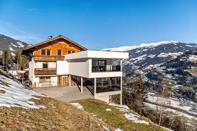 Image de Appartement 'Fewo Innerspielleiten 24 Personen' avec vue sur la montagne, terrasse et Wi-Fi