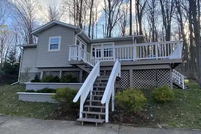Image de Cozy Cottage 500 Yards to Main Beach
