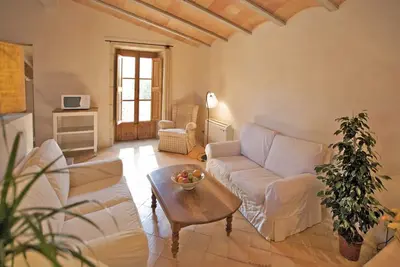 Image de Living Attractive dans une zone rurale près de la côte est