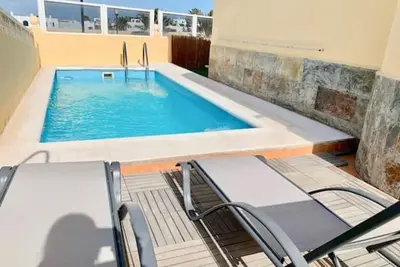 Vv-Maria, wonderful views, high speed internet & pool heated