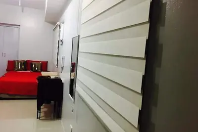 Image de Connected to Sm City North Edsa via bridge way.