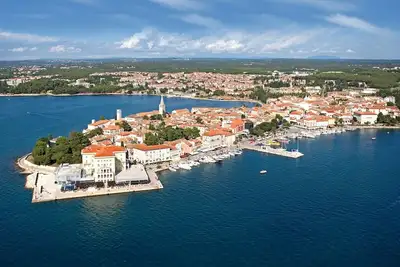 Image de Fully equipped apartment in a top location in Porec, 50 meters from the beach, pets are welcome