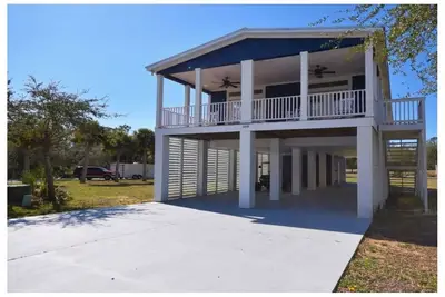 Image de \"Hatchee Hideaway\"-Private neighborhood with river access and boat ramp