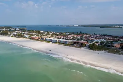 Image de Elegant Beachfront Getaway ~ Heated Pools ~ HotTub