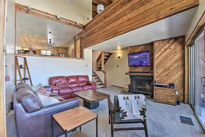 Image de Warm Townhome w/ Sauna at Angel Fire Ski Lift