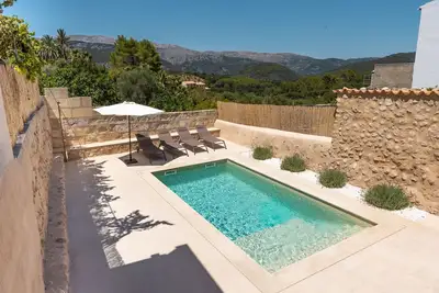 Image de Maison de vacances \"Cas Suis 9\" avec piscine, vue sur les montagnes, Wi-Fi