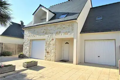 Image de Maison typique à Quiberon - 3 chambres, jardin clos, terrasses, proche plage et centre, avec garage