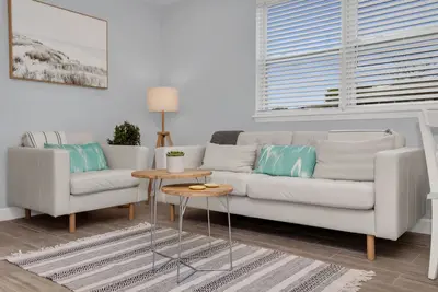 Image de Fabulous stay in the center of Jax Beach, 3/1