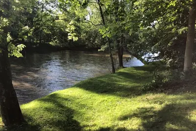 Image de Riverfront Get-A-Way