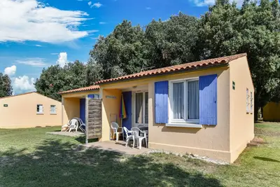Image de Gîte le Chêne Vert dans un parc de vacances