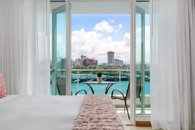 Image de Sandy Studio | located at the Condado Lagoon Villas building in Condado