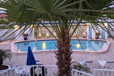 Image de Best Location on Lido Keys! Steps to Lido Beach & St. Armand's Circle\n