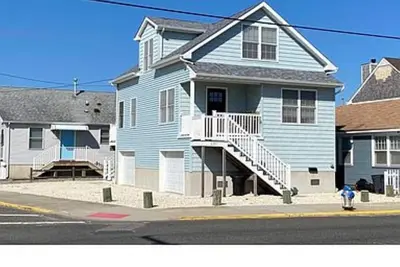 Image de On Desirable Ocean Ave a Block from the Beach and Jenkinson's Boardwalk