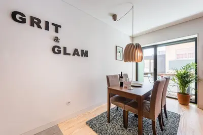 Image de GuestReady - Grit & Glam