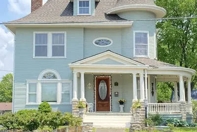 Image de Victorian Carlinville home on Rt. 66