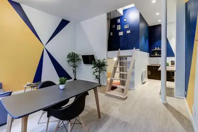 Image de La Nanou, Appart. Type Loft De 60m2 - Cour PRIVÉE Au Centre Historique De Dijon