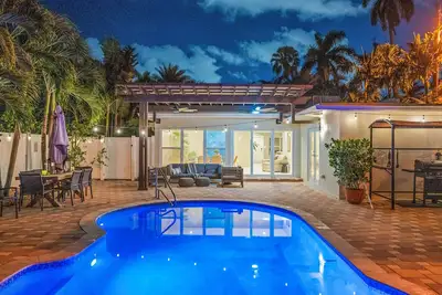 Image de Beach home w private heated pool, fast wifi