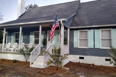 Image de Large 5br*Dbl. Master*1 Block to Beach Access* Gameroom *Firepit* Yaupon Beach