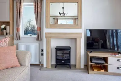 Image de Captivating Bluebell Lodge 2-bed Cotswolds caravan